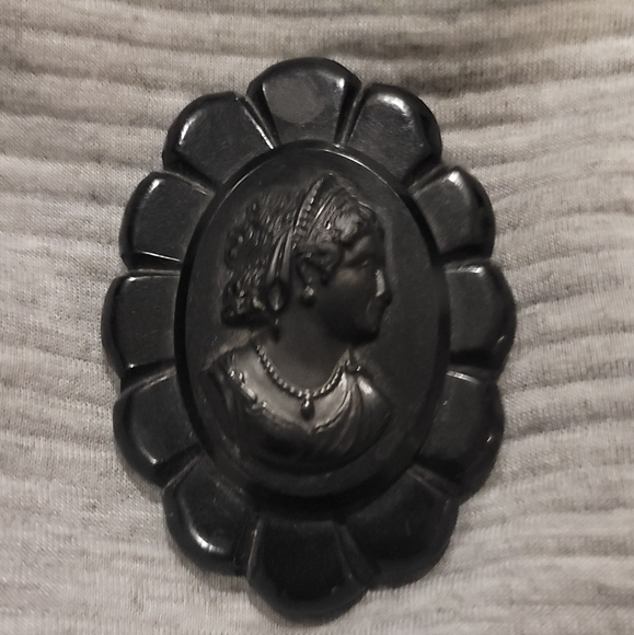 None Jewelry - Vintage Black Bakelite Cameo Pin
